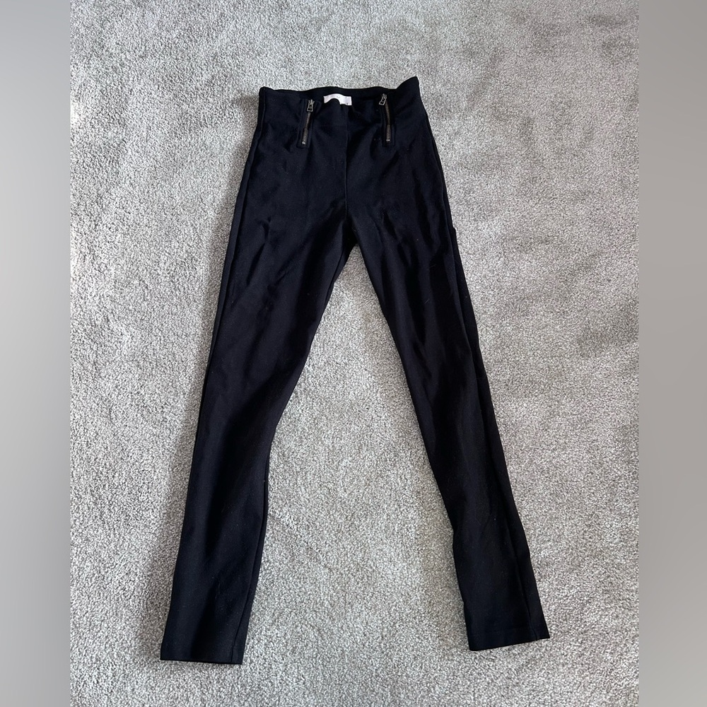 Aritzia Sunday Best Black Zip Detail Pants Leggings Minimalist Capsule Wardrobe